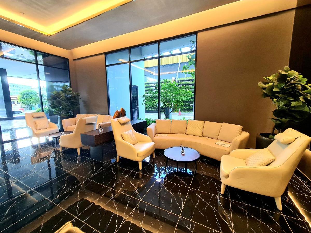 Beacon Executive Premium Suite George Town  Kültér fotó