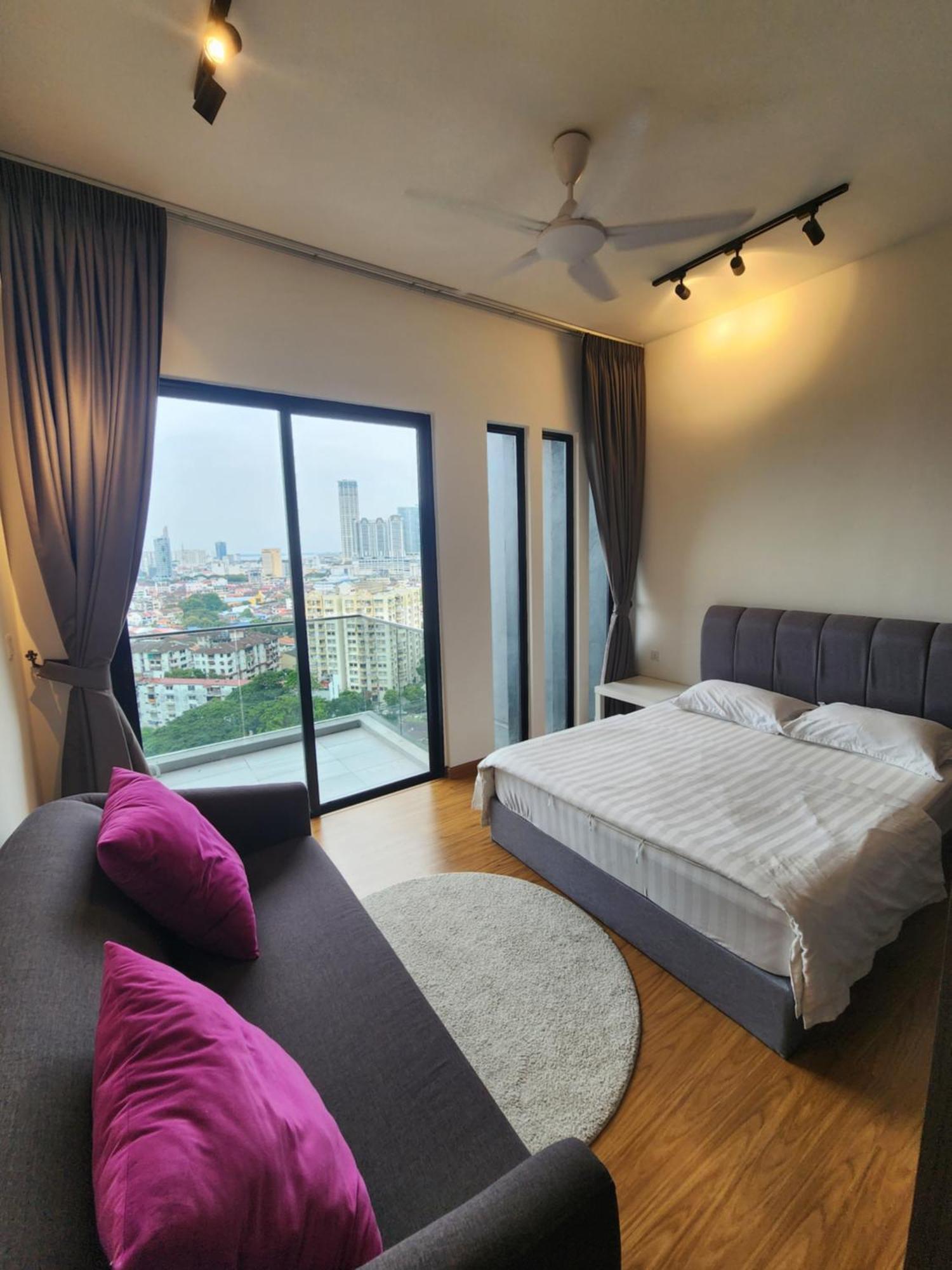 Beacon Executive Premium Suite George Town  Kültér fotó