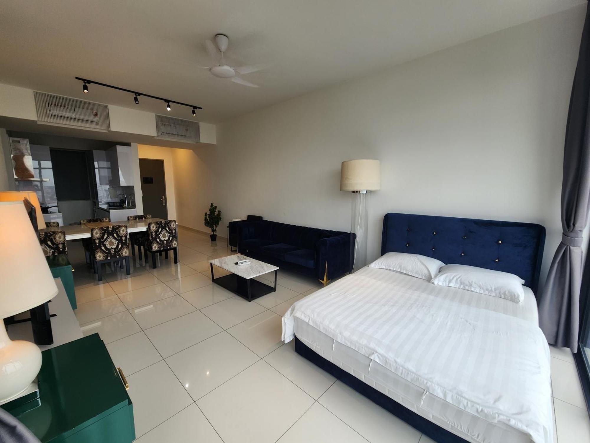 Beacon Executive Premium Suite George Town  Kültér fotó
